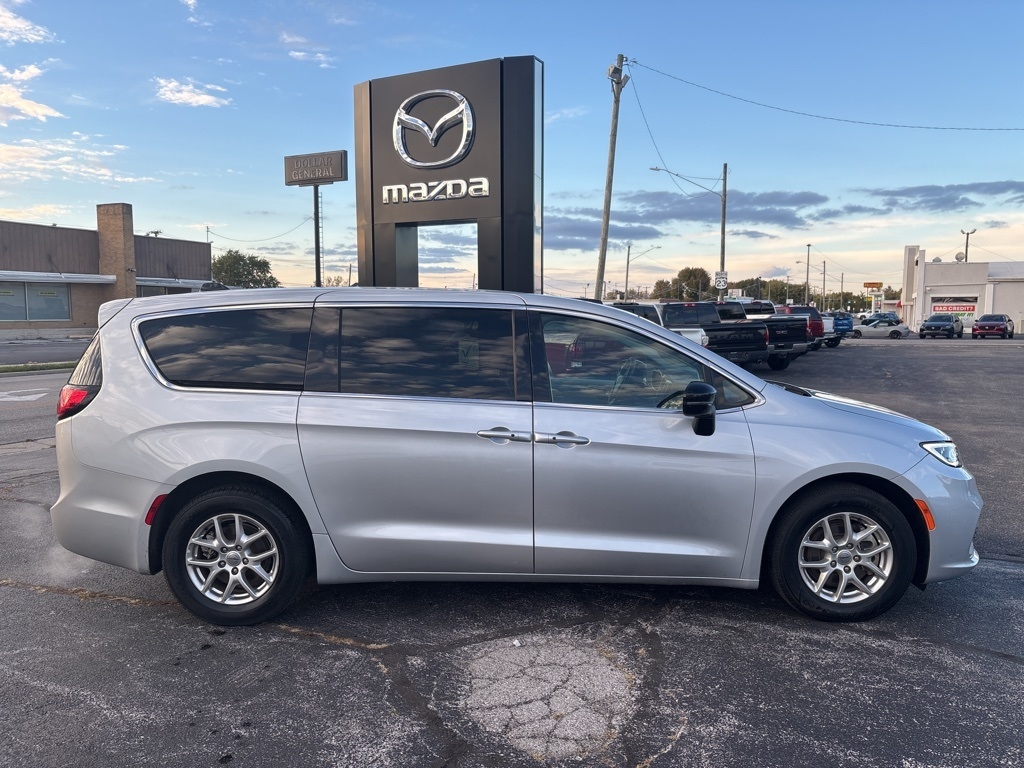 Chrysler Pacifica Touring L FWD 2024 Chrysler Pacifica Touring L FWD 2024