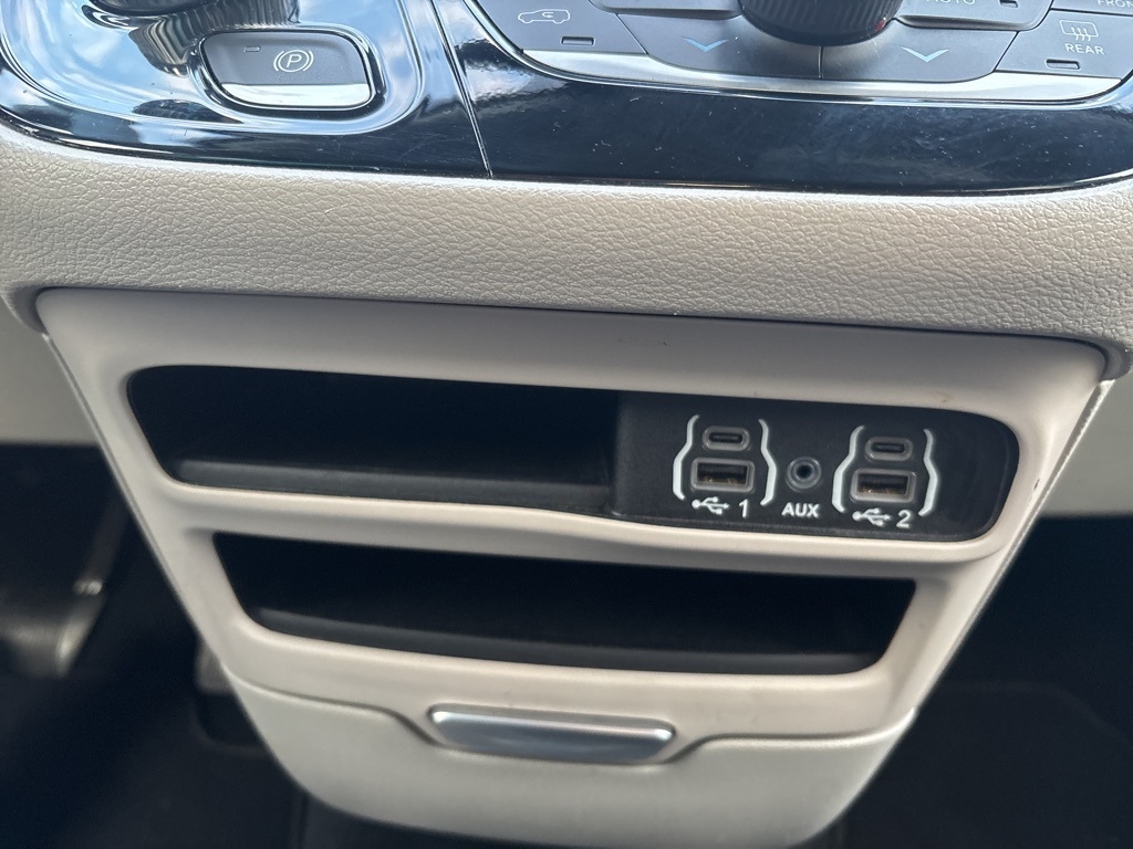 Chrysler Pacifica Touring L FWD 2024 Chrysler Pacifica Touring L FWD 2024