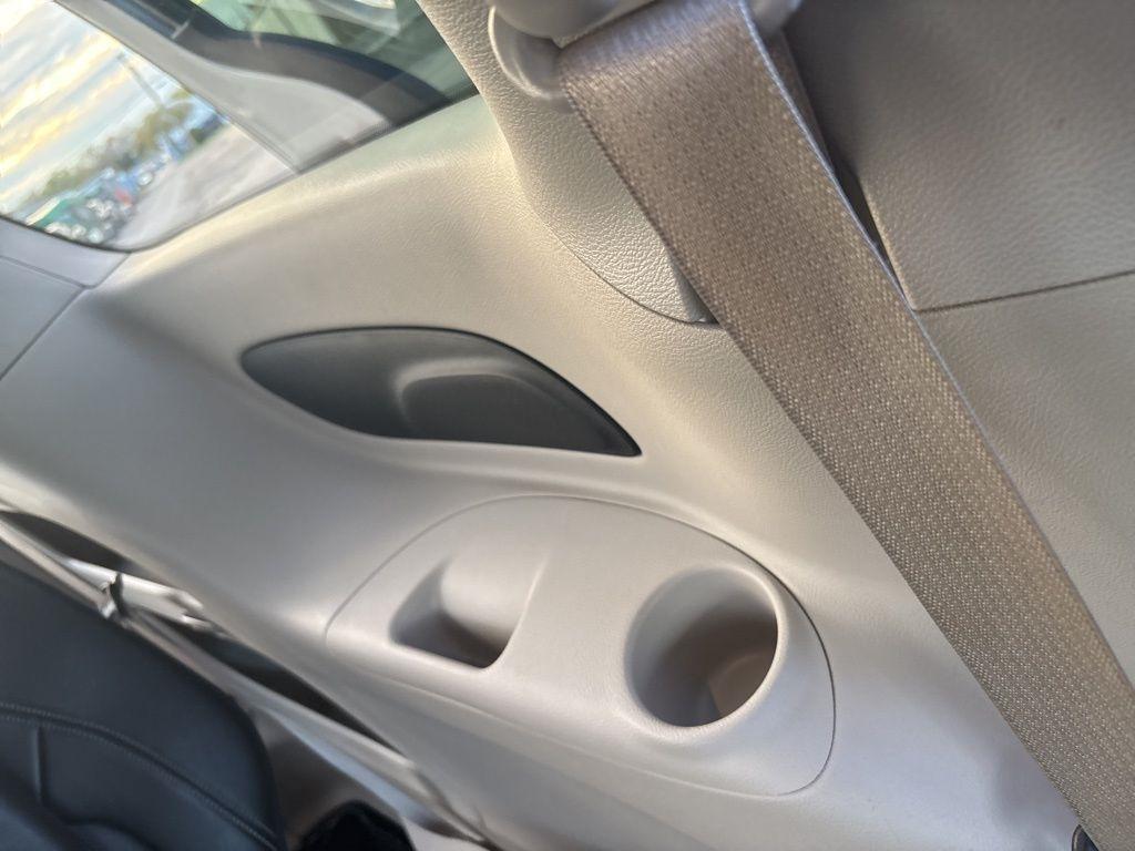 Chrysler Pacifica Touring L FWD 2024