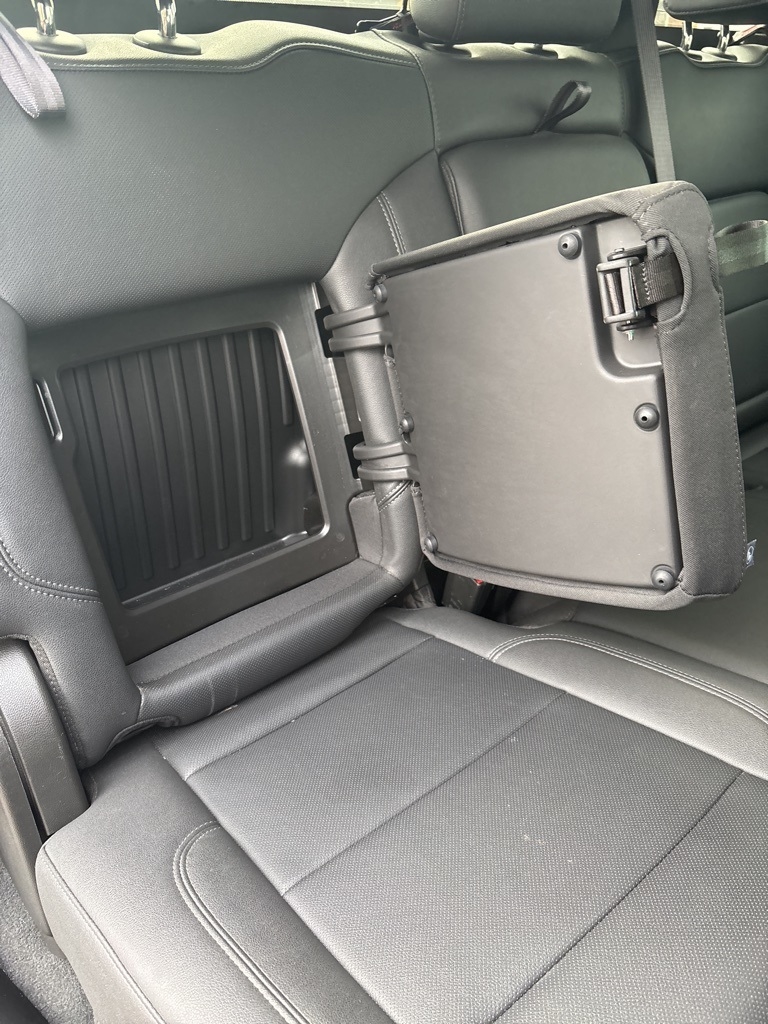 GMC Sierra 1500 4WD Crew Cab 147" SLT 2024 GMC Sierra 1500 4WD Crew Cab 147" SLT 2024