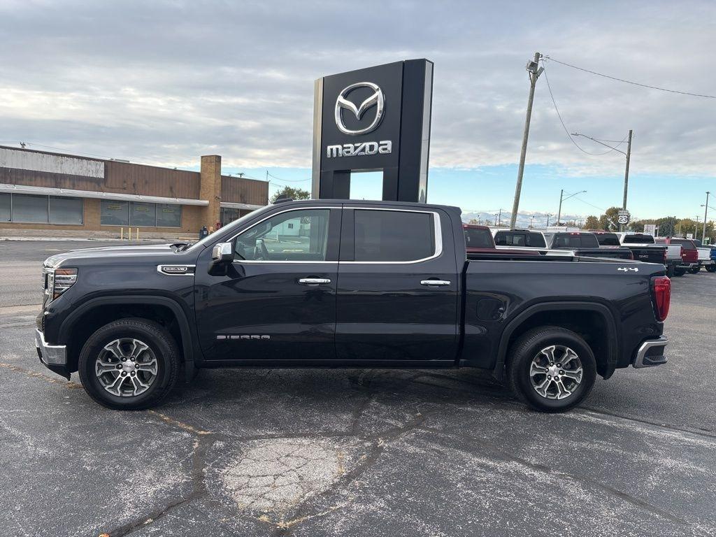 GMC Sierra 1500 4WD Crew Cab 147" SLT 2024