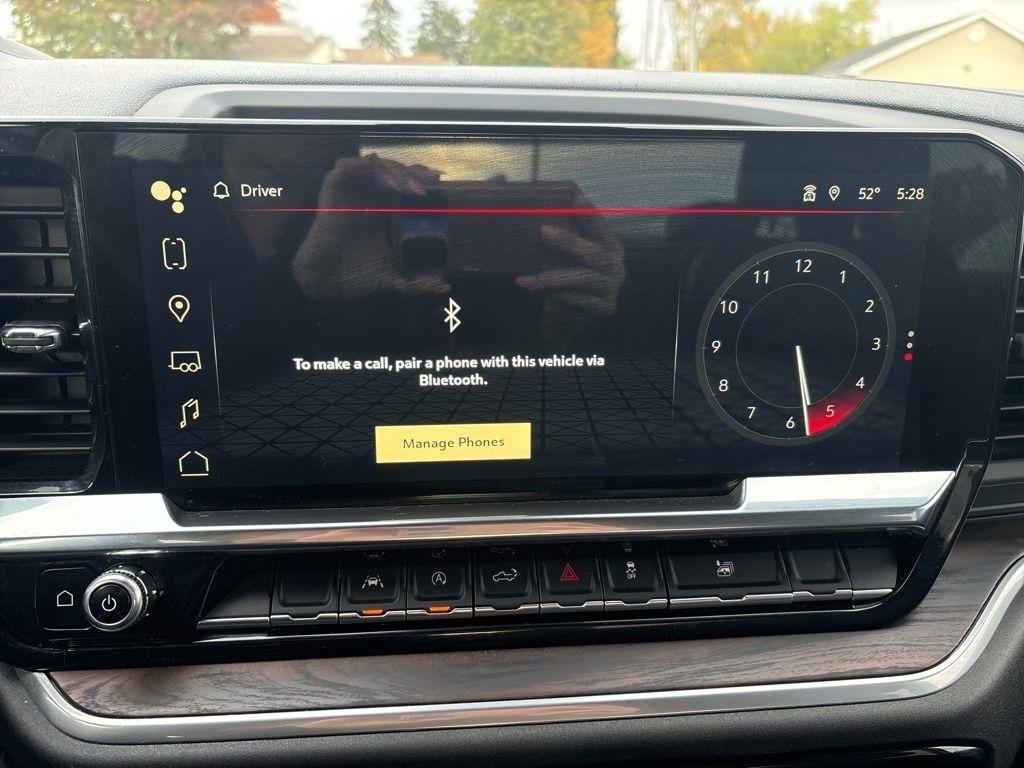 GMC Sierra 1500 4WD Crew Cab 147" SLT 2024