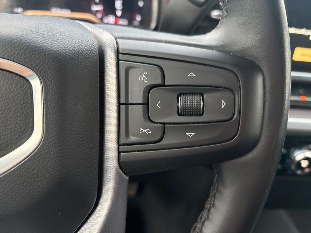 GMC Sierra 1500 4WD Crew Cab 147" SLT 2024