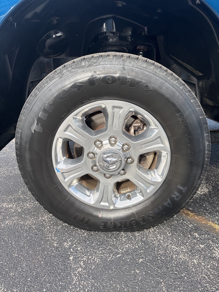 RAM 2500 Big Horn 4x4 Crew Cab 6'4" Box 2023 RAM 2500 Big Horn 4x4 Crew Cab 6'4" Box 2023