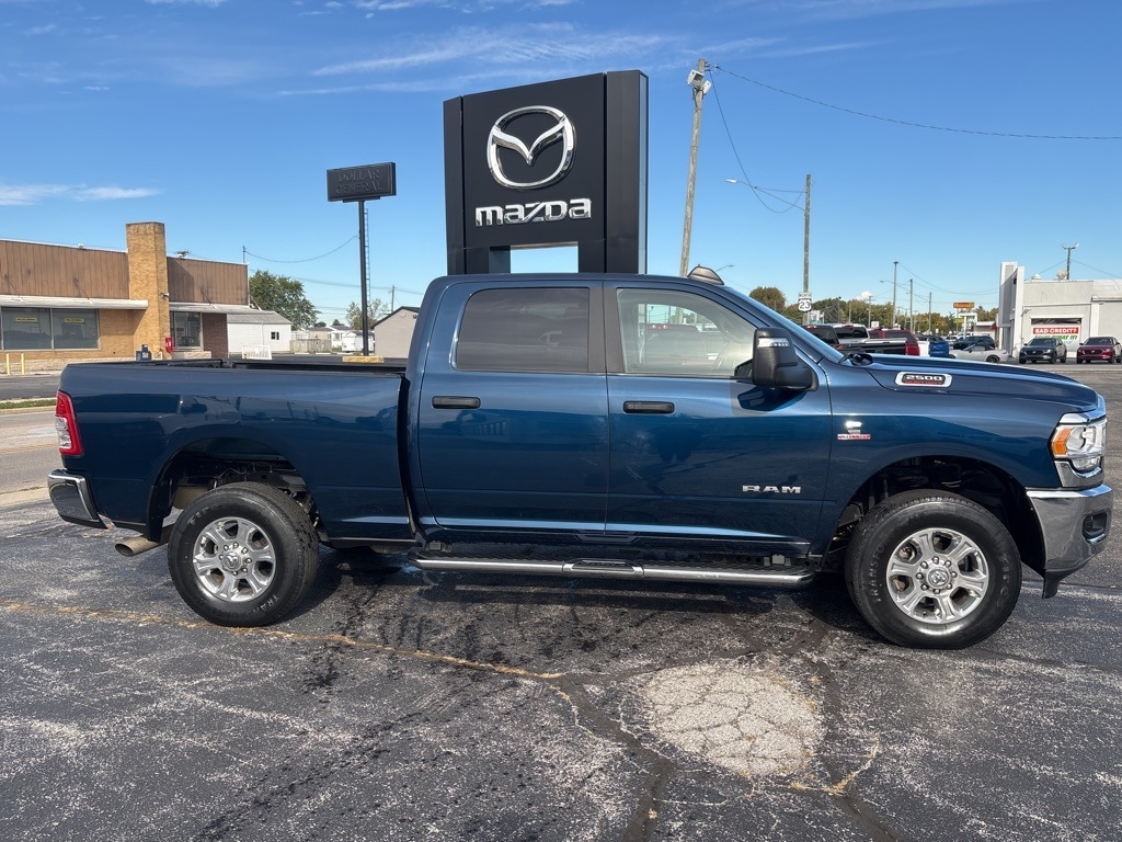 RAM 2500 Big Horn 4x4 Crew Cab 6'4" Box 2023 RAM 2500 Big Horn 4x4 Crew Cab 6'4" Box 2023