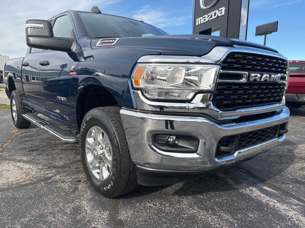 RAM 2500 Big Horn 4x4 Crew Cab 6'4" Box 2023 RAM 2500 Big Horn 4x4 Crew Cab 6'4" Box 2023