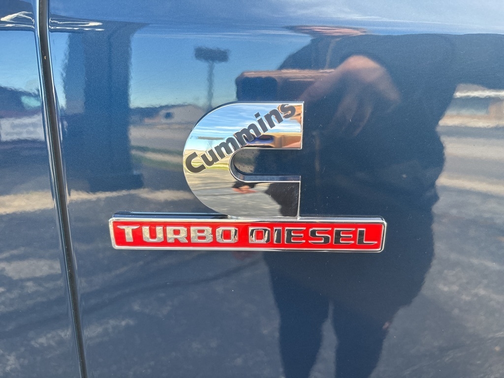 RAM 2500 Big Horn 4x4 Crew Cab 6'4" Box 2023 RAM 2500 Big Horn 4x4 Crew Cab 6'4" Box 2023