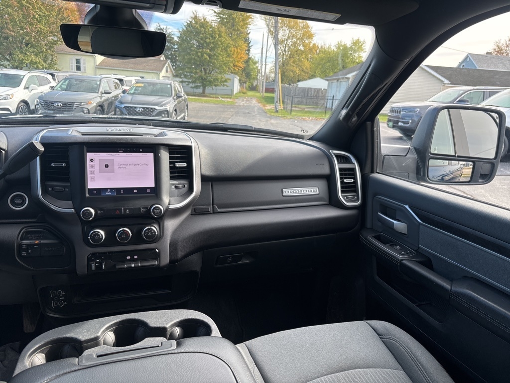 RAM 2500 Big Horn 4x4 Crew Cab 6'4" Box 2023 RAM 2500 Big Horn 4x4 Crew Cab 6'4" Box 2023