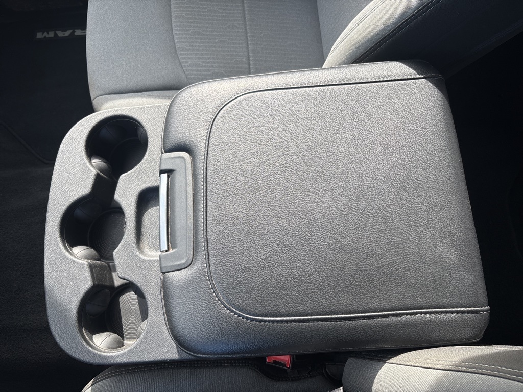 RAM 2500 Big Horn 4x4 Crew Cab 6'4" Box 2023 RAM 2500 Big Horn 4x4 Crew Cab 6'4" Box 2023