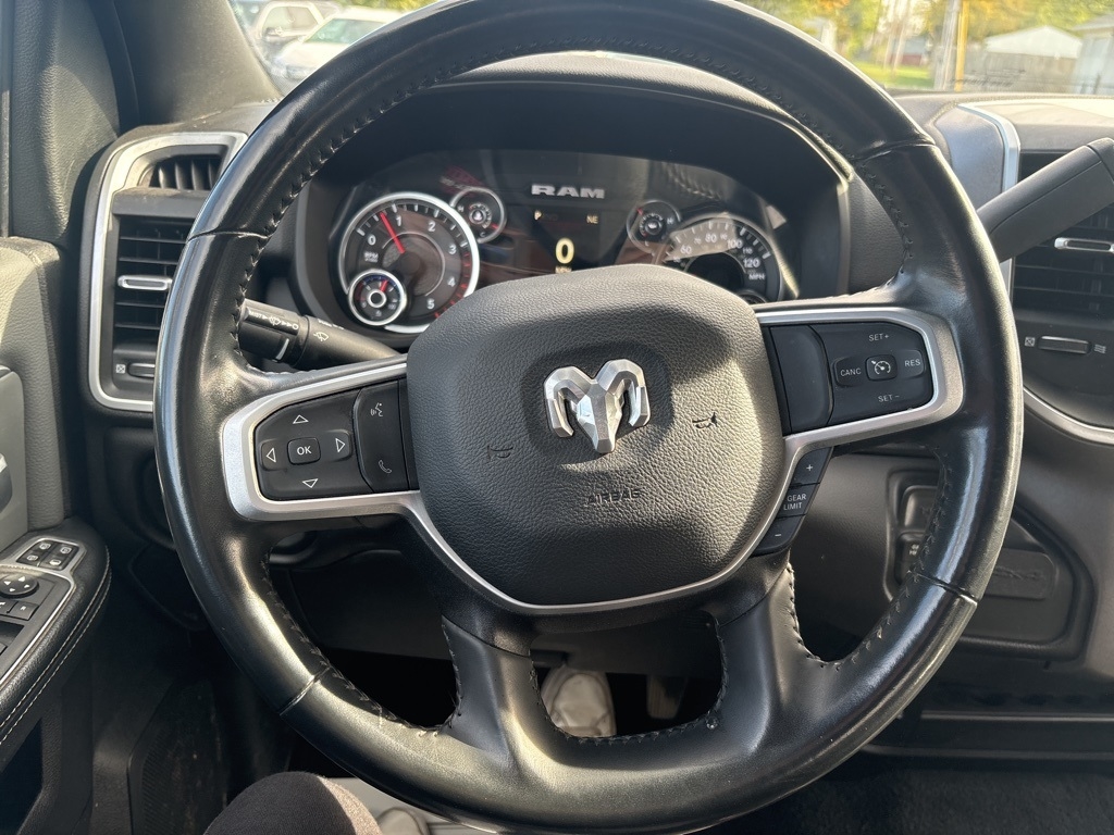 RAM 2500 Big Horn 4x4 Crew Cab 6'4" Box 2023 RAM 2500 Big Horn 4x4 Crew Cab 6'4" Box 2023