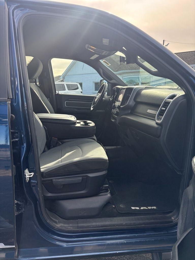 RAM 2500 Big Horn 4x4 Crew Cab 6'4" Box 2023