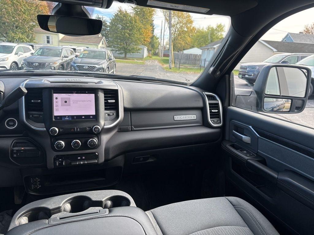 RAM 2500 Big Horn 4x4 Crew Cab 6'4" Box 2023