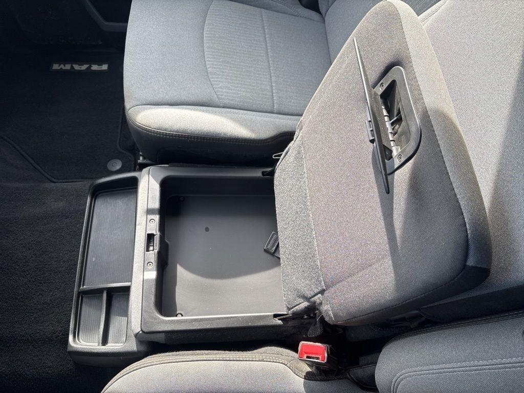 RAM 2500 Big Horn 4x4 Crew Cab 6'4" Box 2023