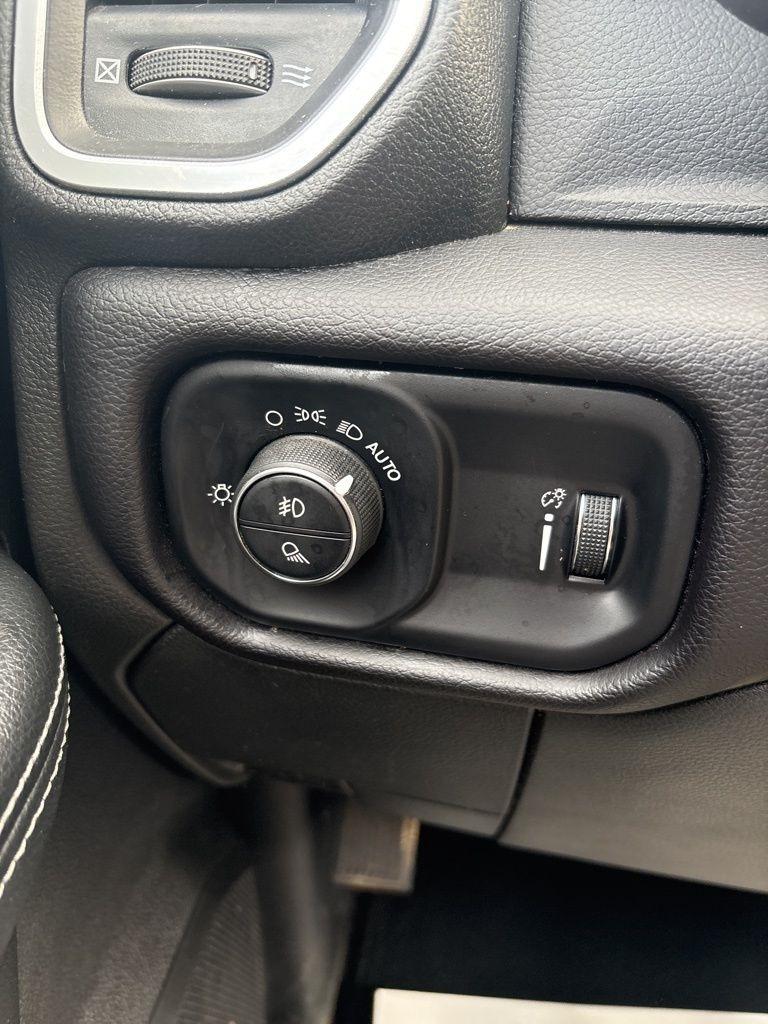 RAM 2500 Big Horn 4x4 Crew Cab 6'4" Box 2023