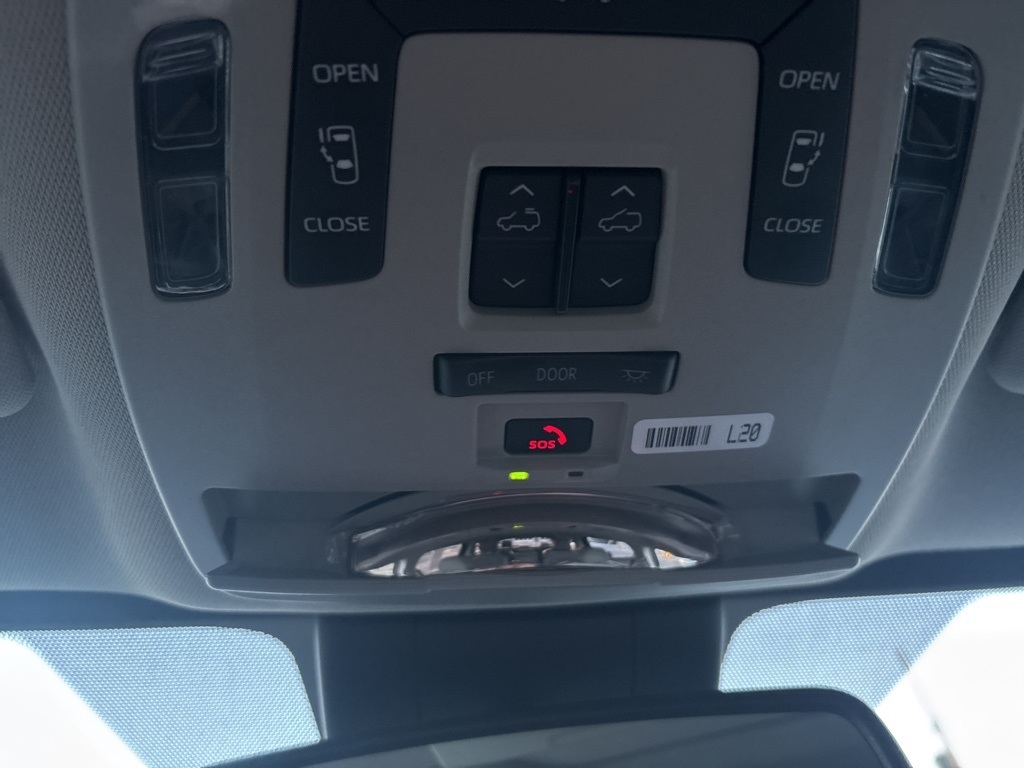 Toyota Sienna XLE FWD 8-Passenger (Natl) 2023 Toyota Sienna XLE FWD 8-Passenger (Natl) 2023