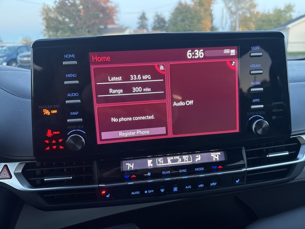 Toyota Sienna XLE FWD 8-Passenger (Natl) 2023