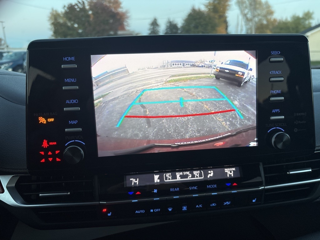 Toyota Sienna XLE FWD 8-Passenger (Natl) 2023