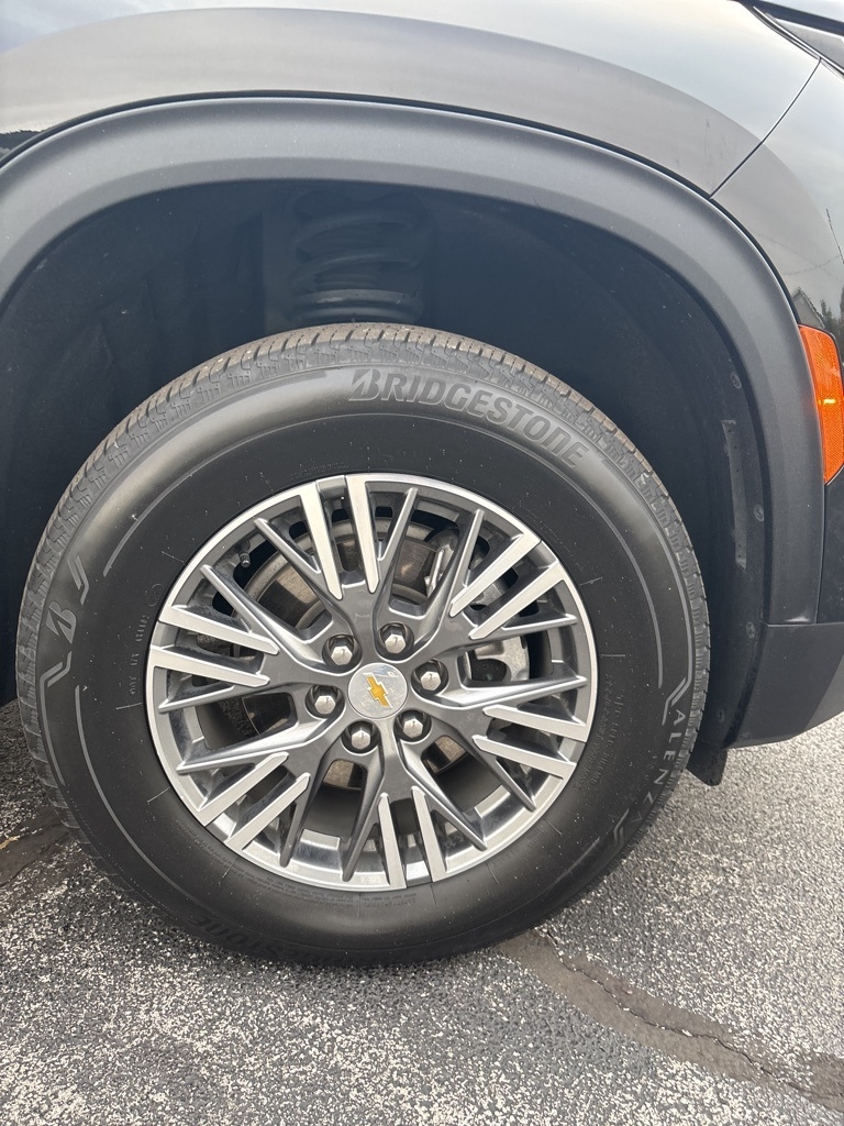 Chevrolet Traverse AWD 4dr LT w/2LT 2025 Chevrolet Traverse AWD 4dr LT w/2LT 2025