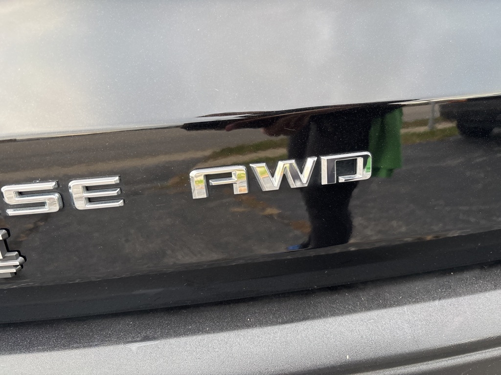 Chevrolet Traverse AWD 4dr LT w/2LT 2025 Chevrolet Traverse AWD 4dr LT w/2LT 2025