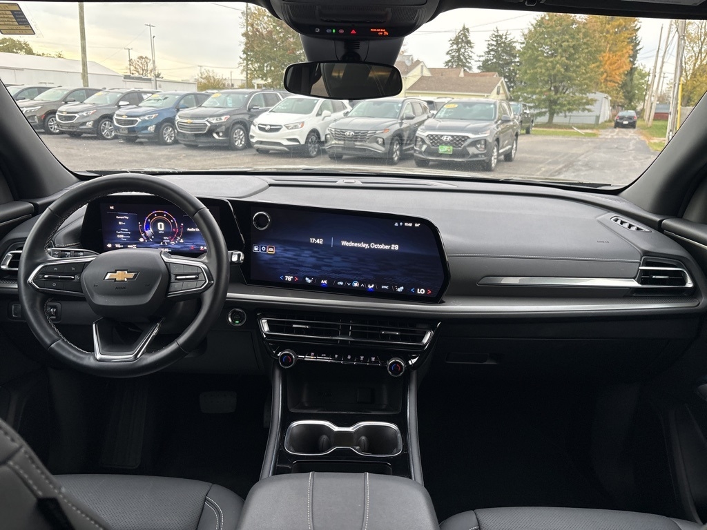 Chevrolet Traverse AWD 4dr LT w/2LT 2025 Chevrolet Traverse AWD 4dr LT w/2LT 2025