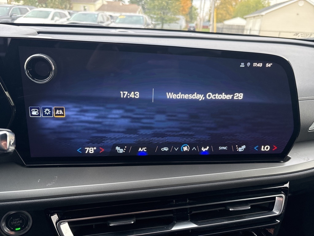 Chevrolet Traverse AWD 4dr LT w/2LT 2025 Chevrolet Traverse AWD 4dr LT w/2LT 2025