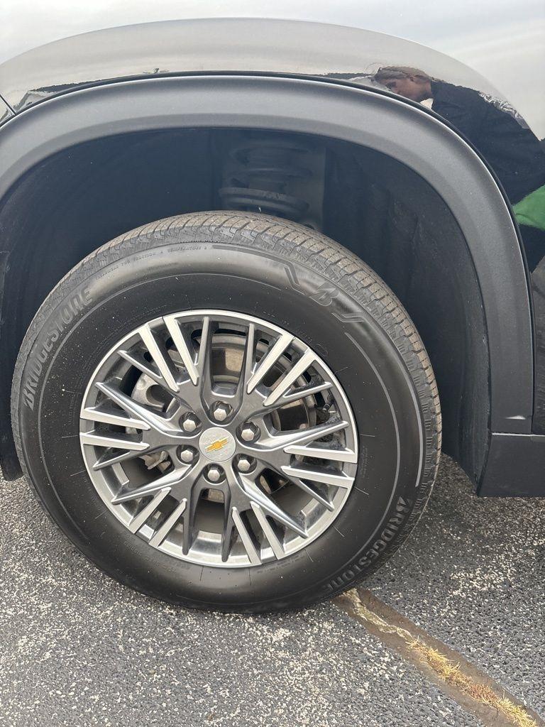 Chevrolet Traverse AWD 4dr LT w/2LT 2025