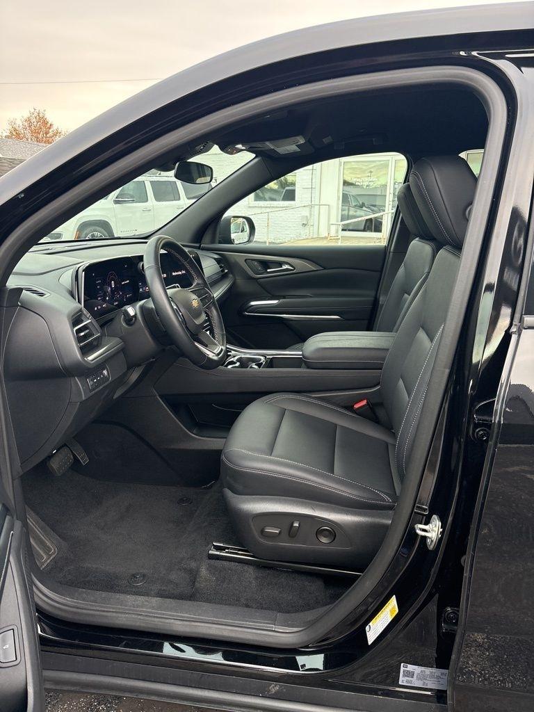 Chevrolet Traverse AWD 4dr LT w/2LT 2025