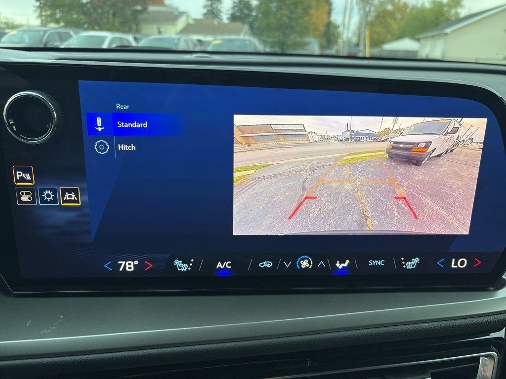 Chevrolet Traverse AWD 4dr LT w/2LT 2025