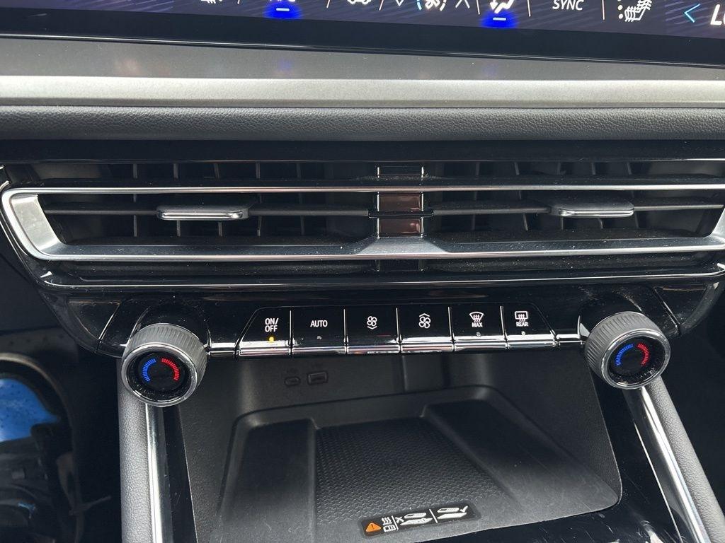 Chevrolet Traverse AWD 4dr LT w/2LT 2025