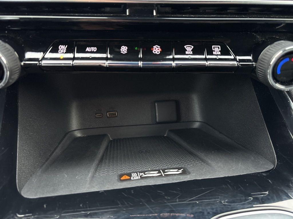 Chevrolet Traverse AWD 4dr LT w/2LT 2025