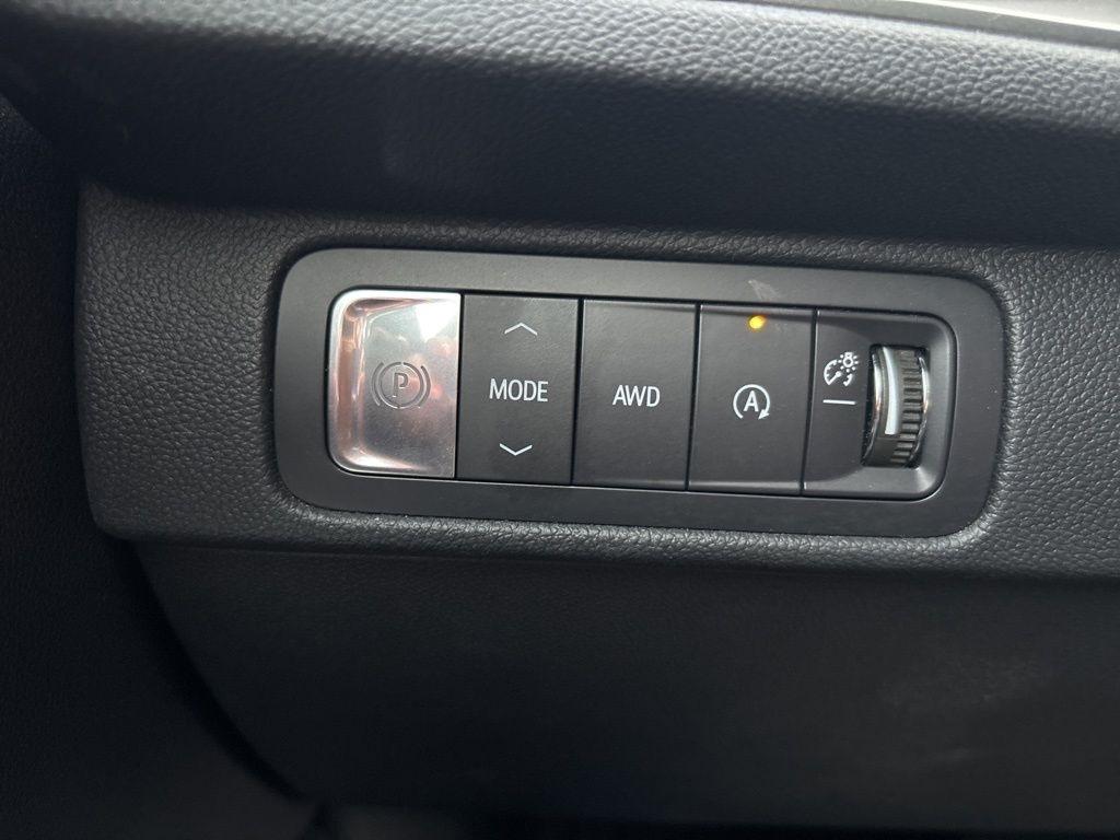 Chevrolet Traverse AWD 4dr LT w/2LT 2025