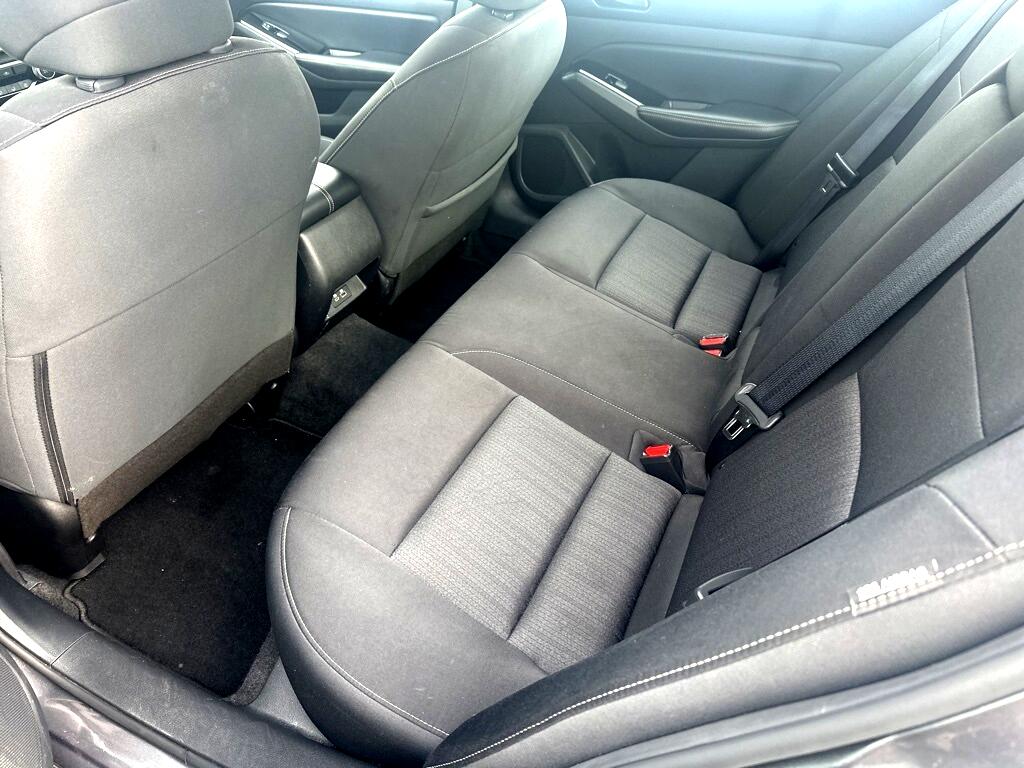 Nissan Altima 2.5 SV Sedan 2023