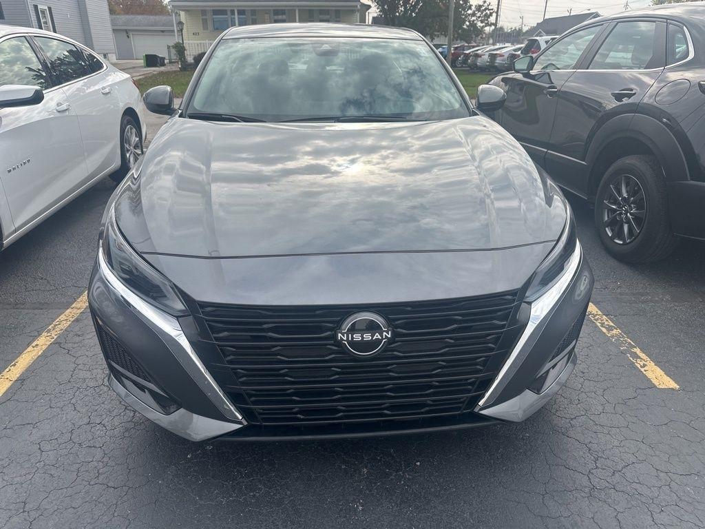 Nissan Altima 2.5 SV Sedan 2023