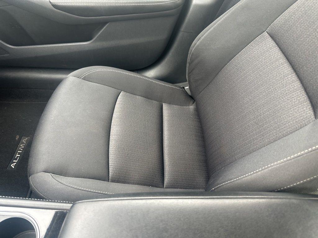 Nissan Altima 2.5 SV Sedan 2023