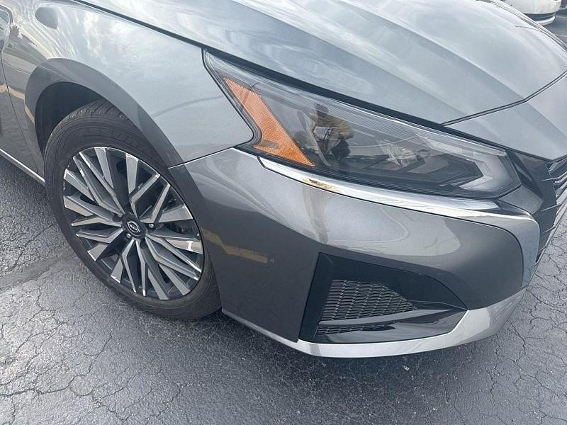 Nissan Altima 2.5 SV Sedan 2023