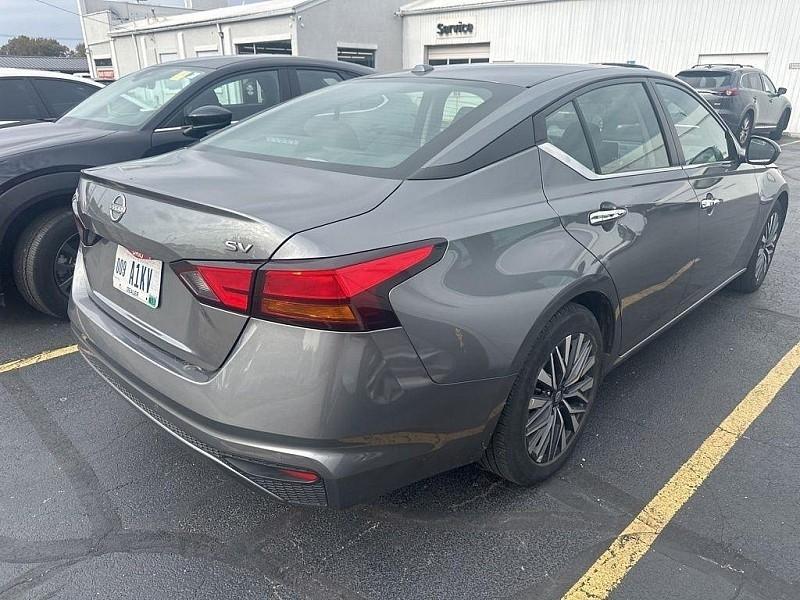 Nissan Altima 2.5 SV Sedan 2023