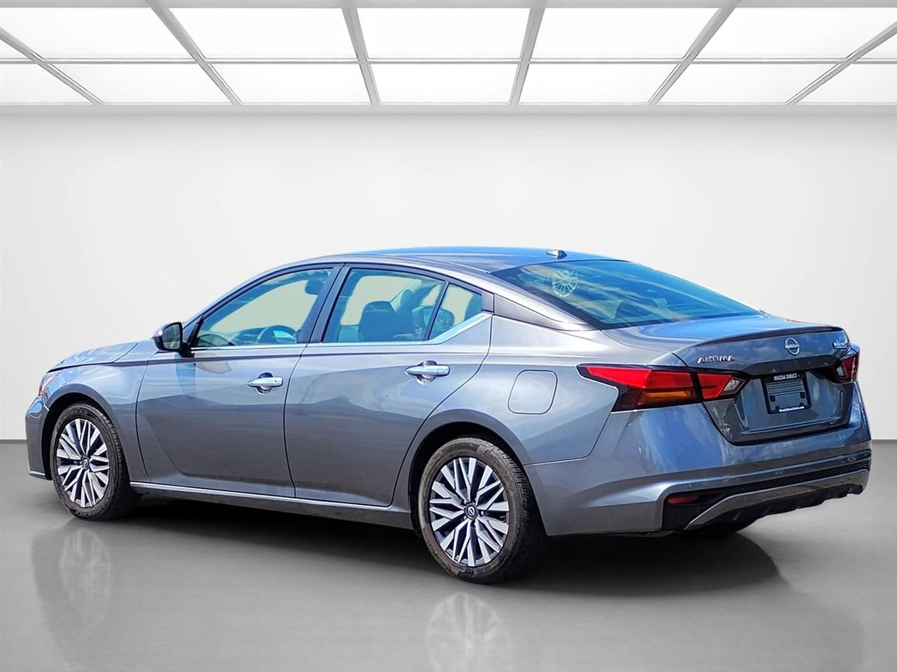 Nissan Altima 2.5 SV Sedan 2023