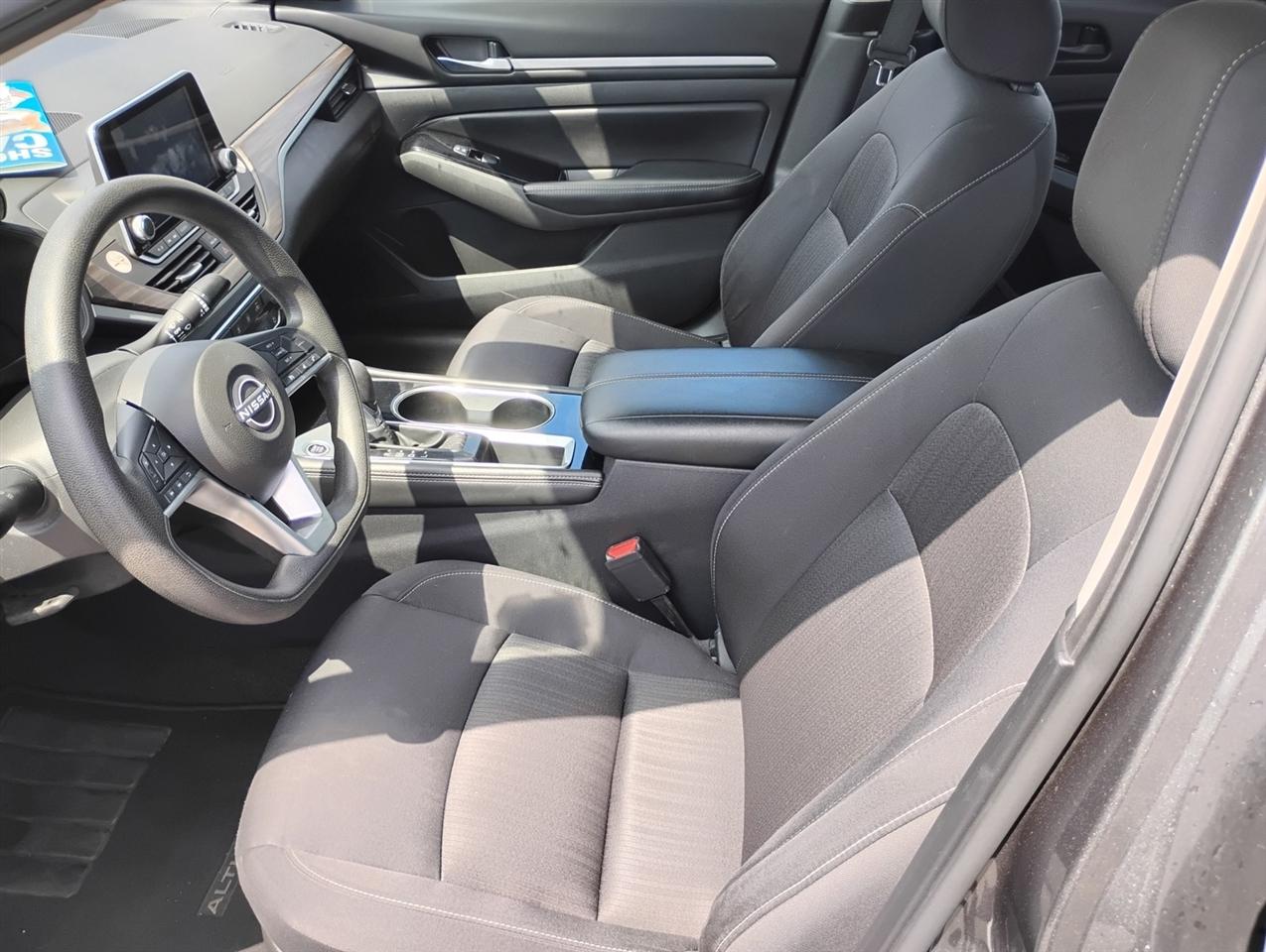 Nissan Altima 2.5 SV Sedan 2023