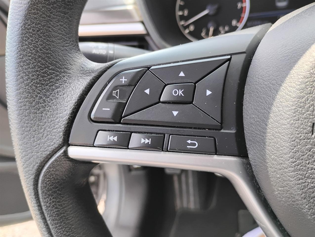 Nissan Altima 2.5 SV Sedan 2023