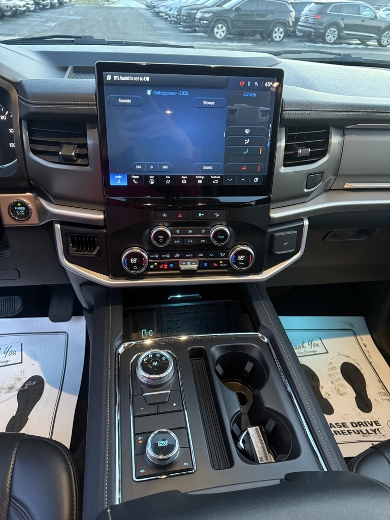 Ford Expedition Max XLT 4x4 2024