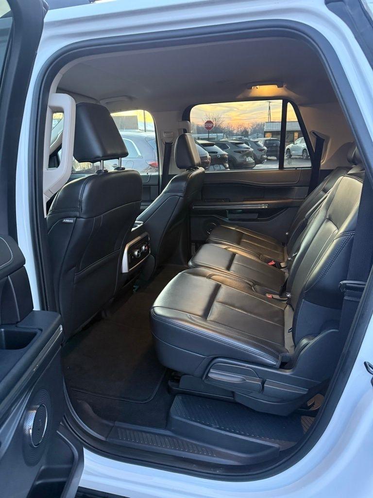 Ford Expedition Max XLT 4x4 2024