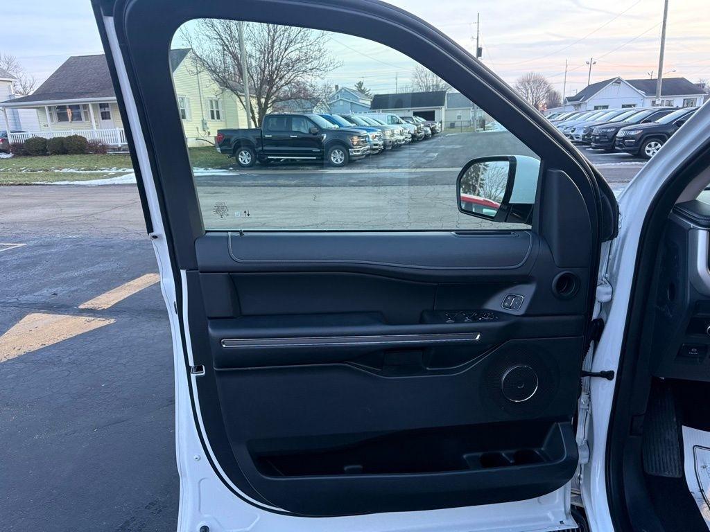 Ford Expedition Max XLT 4x4 2024