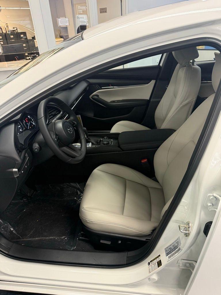 Mazda Mazda3 Sedan 2.5 S Preferred FWD 2026