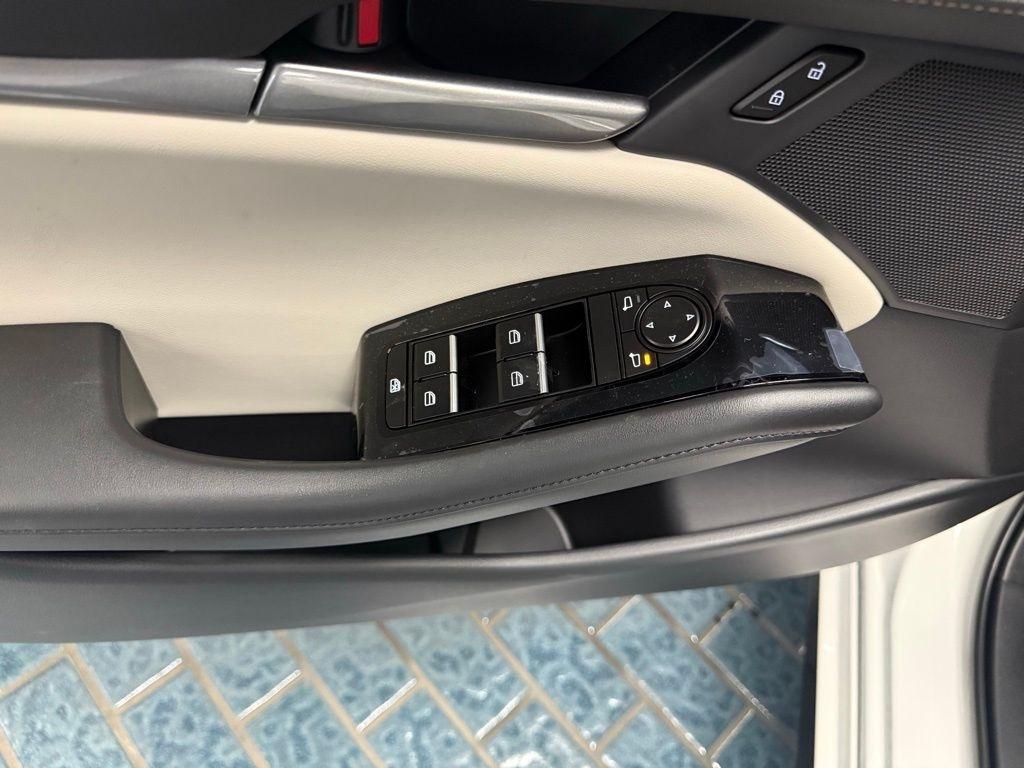 Mazda Mazda3 Sedan 2.5 S Preferred FWD 2026