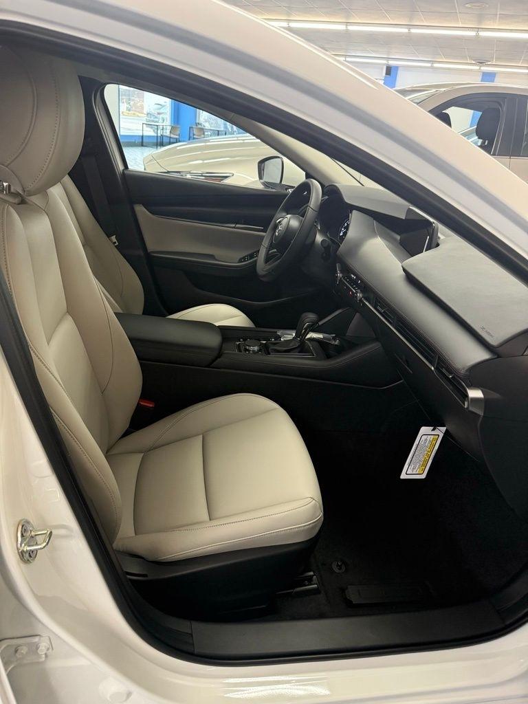 Mazda Mazda3 Sedan 2.5 S Preferred FWD 2026