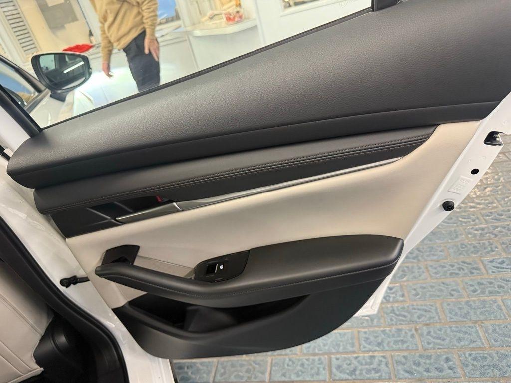 Mazda Mazda3 Sedan 2.5 S Preferred FWD 2026