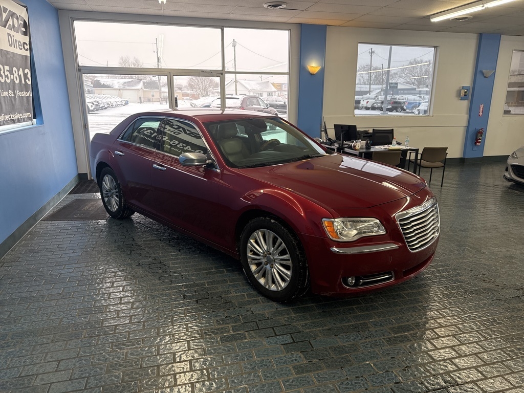 Chrysler 300 4dr Sdn 300C AWD 2014