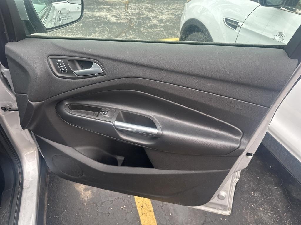 Ford Escape Titanium 4WD 2018