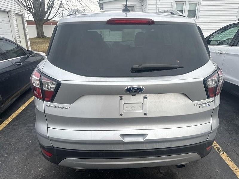 Ford Escape Titanium 4WD 2018