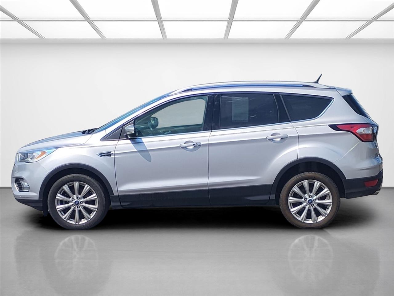 Ford Escape Titanium 4WD 2018